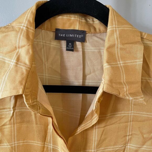 The Limited Yellow Button Down Tunic - Picture 3 of 4